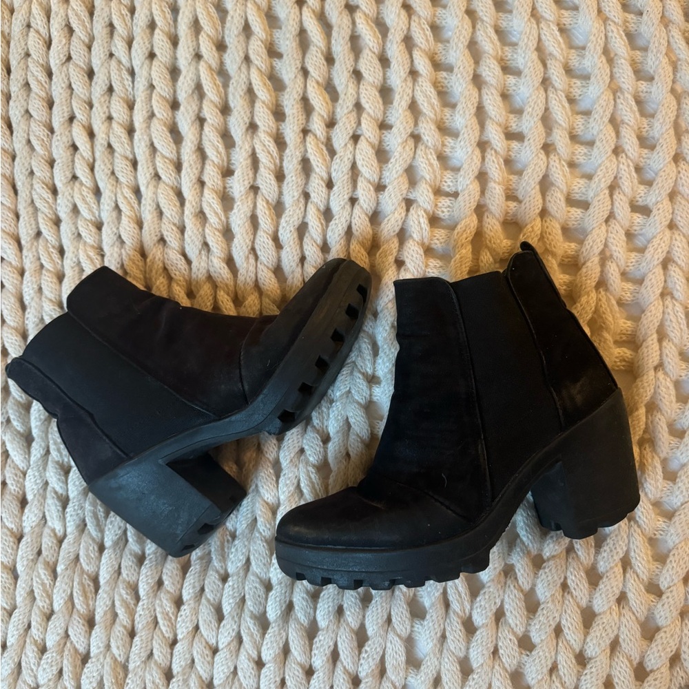 Topshop booties size 6.5